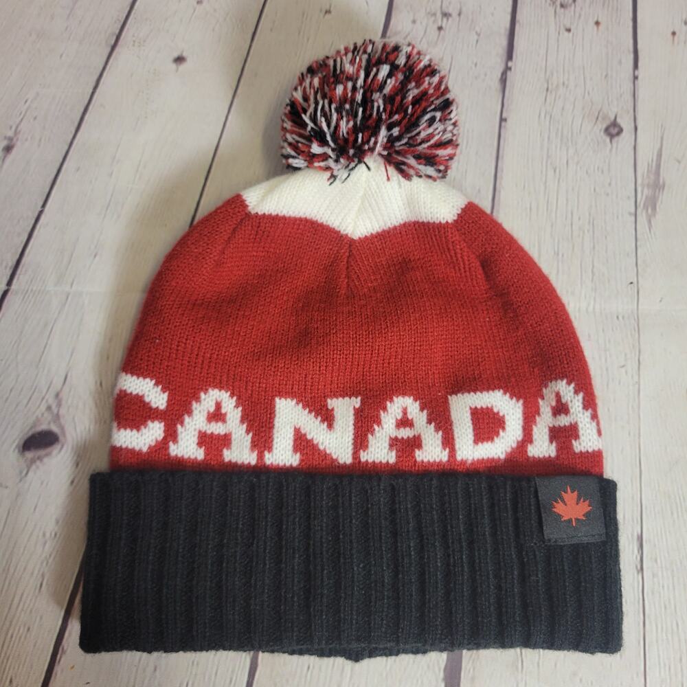 Kooyenay Canada Toboggan Beanie Winter Hat Red/Black/White Adult One Size PomPom